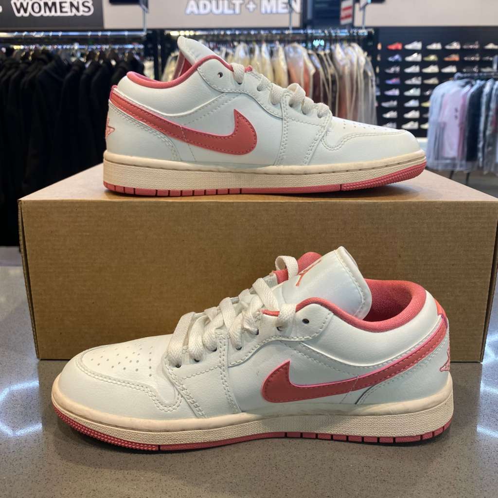 Jordan 1 Low Sail Guava Ice Pink Salt (Women's) Size 7W DC0774-109 - Pre-Owned (Replacement Box)