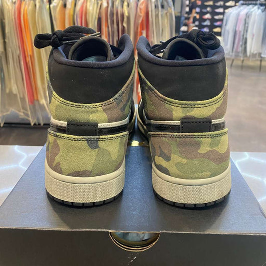 Jordan 1 Mid Camo (2020) Size 9.5 CW5490-001 - Pre-Owned