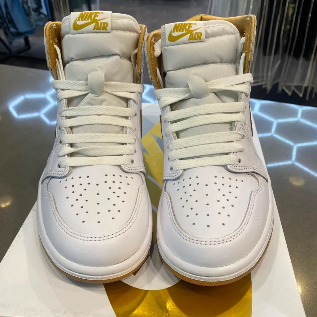 Jordan 1 Retro High OG Metallic Gold (Women's) Size 7.5W FD2596-107 - Pre-Owned