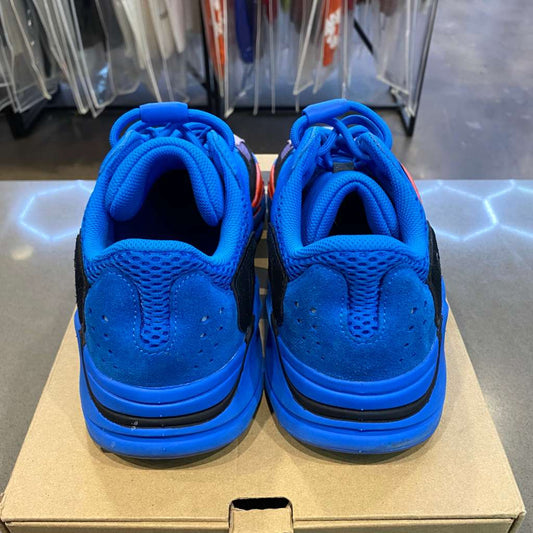 adidas Yeezy Boost 700 Hi-Res Blue Size 9.5 HP6674 - Pre-Owned