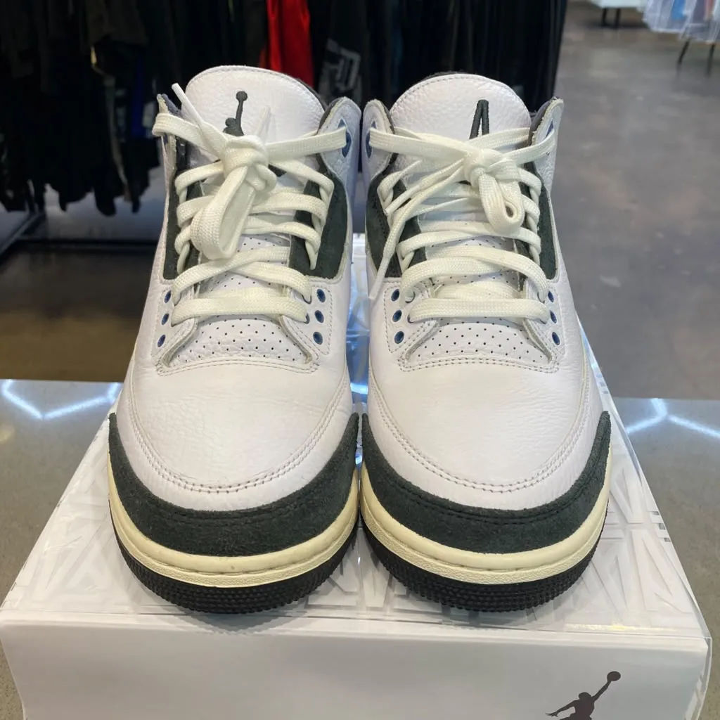 Jordan 3 Retro OG SP A Ma Maniére Diffused Blue Size 9.5 HV8571-100 - Pre-Owned