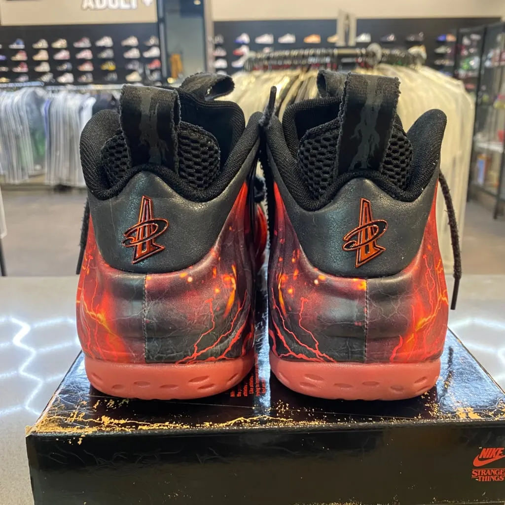 Nike Air Foamposite One Stranger Things Size 10.5 IR7336-001 - Pre-Owned