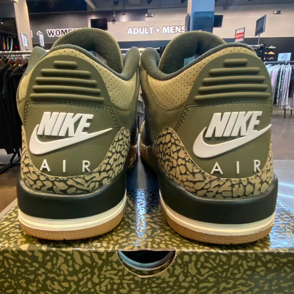 Jordan 3 Retro Family Affair Size 10.5 DN3707-202 - Pre-Owned
