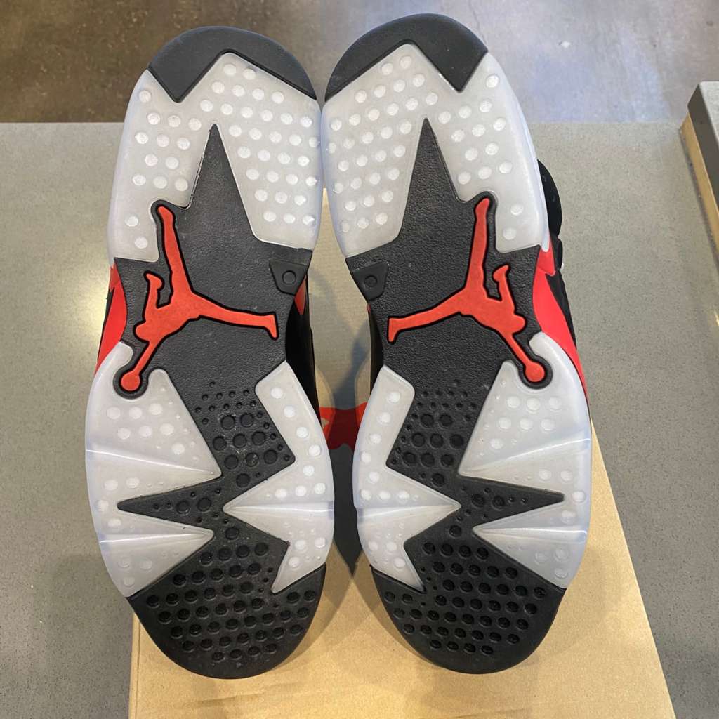 Jordan 6 Retro Infrared Salesman Size 11 CT8529-001 - Pre-Owned