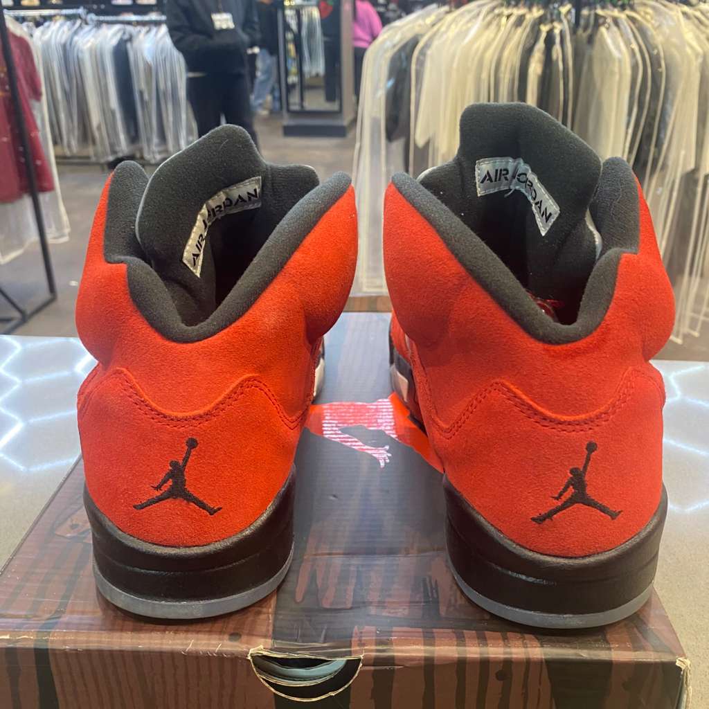 Jordan 5 Retro Raging Bull Red (2021) Size 10.5 DD0587-600 - Pre-Owned