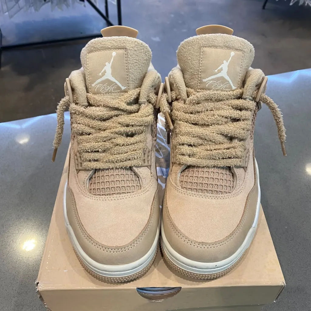 Jordan 4 Retro Cozy Girl (Women's) Size 8W HV0823-200 - Pre-Owned