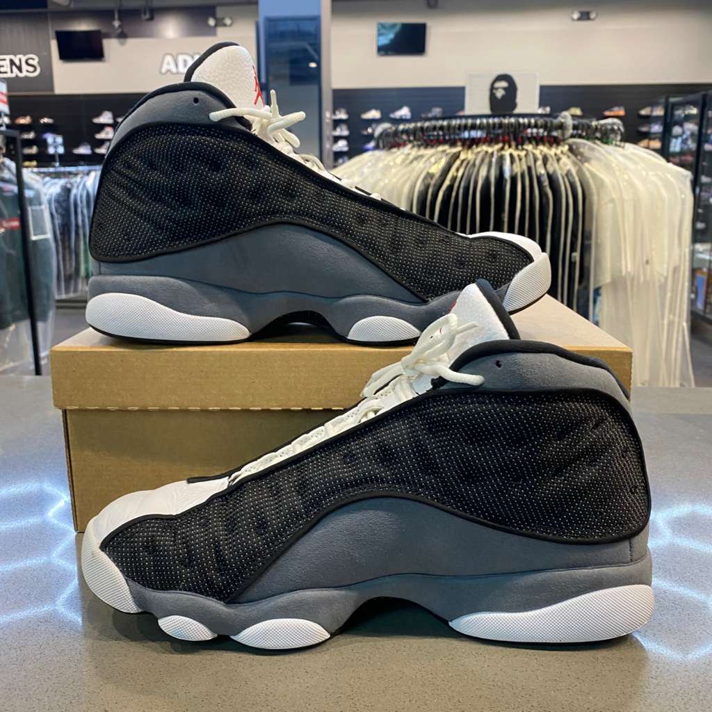 Jordan 13 Retro Black Flint Size 10.5 DJ5982-060 - Pre-Owned (Replacement Box)