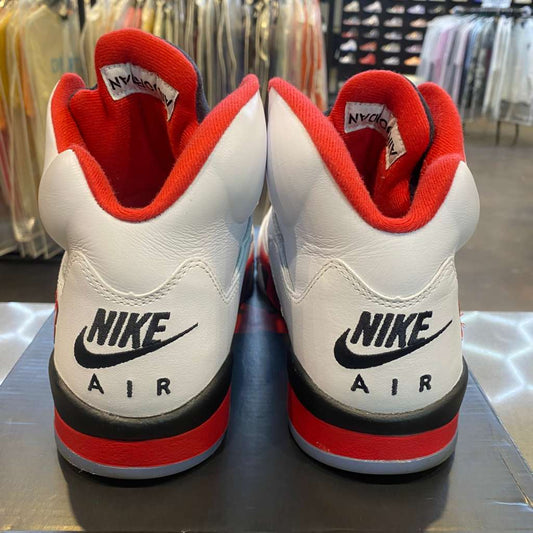 Jordan 5 Retro Fire Red Black Tongue (2025) - Pre-Owned