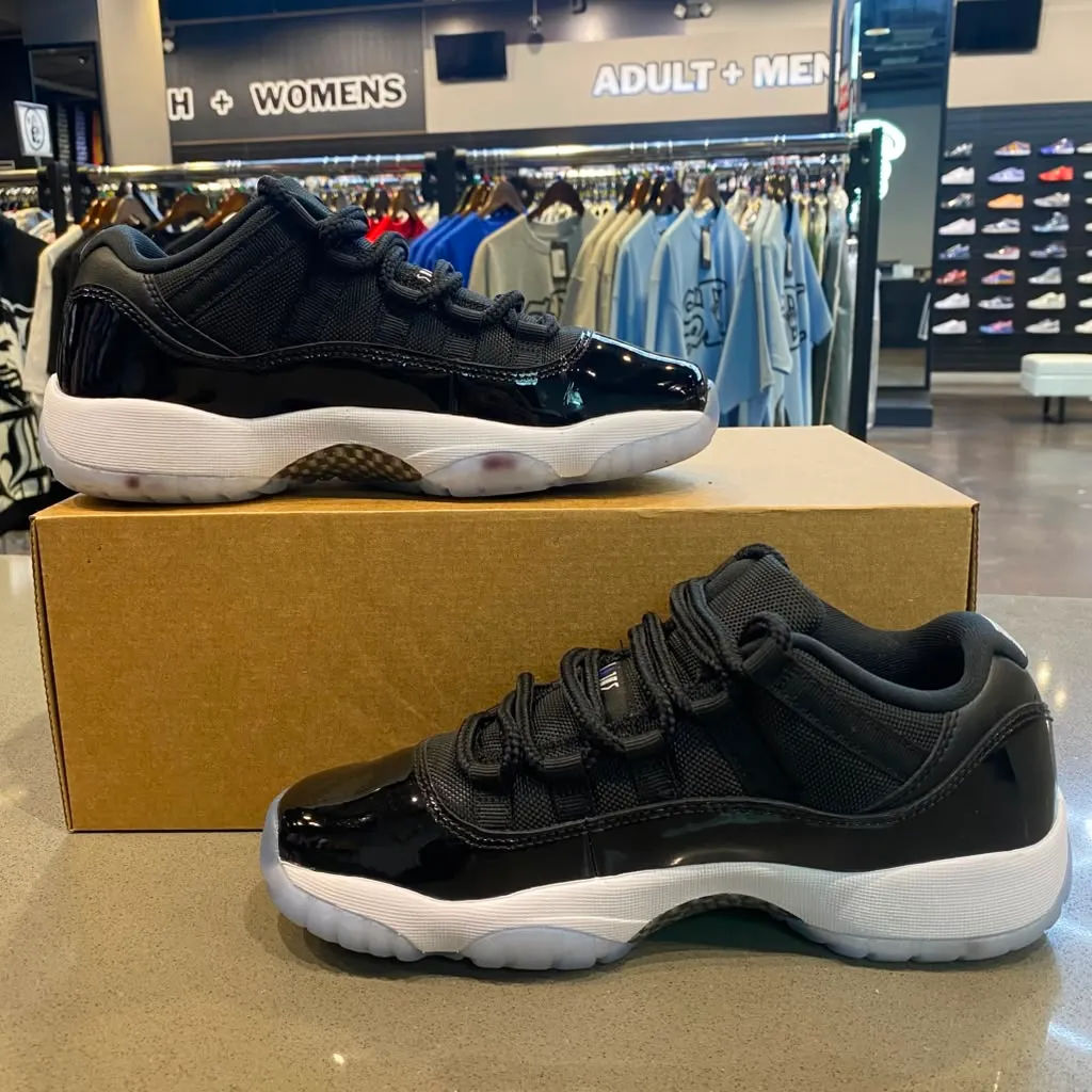 Jordan 11 Retro Low Space Jam (GS) Size 6Y FV5121-004 - Pre-Owned (Replacement Box)