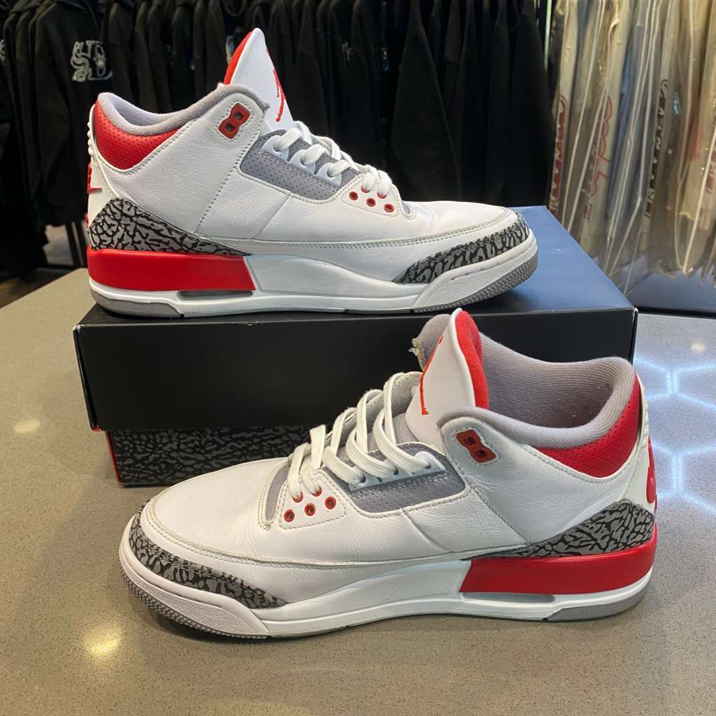 Jordan 3 Retro Fire Red (2022) Size 9.5 DN3707-160 - Pre-Owned