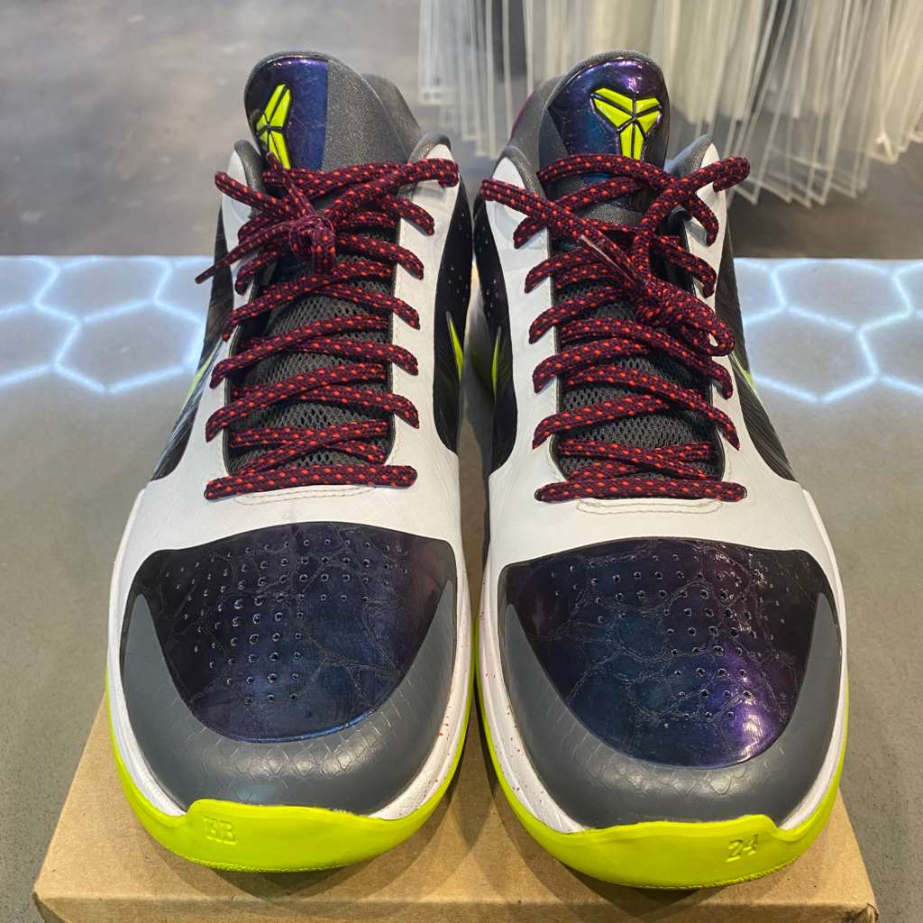 Nike Kobe 5 Protro Chaos Size 13 CD4991-100 - Pre-Owned (Replacement Box)