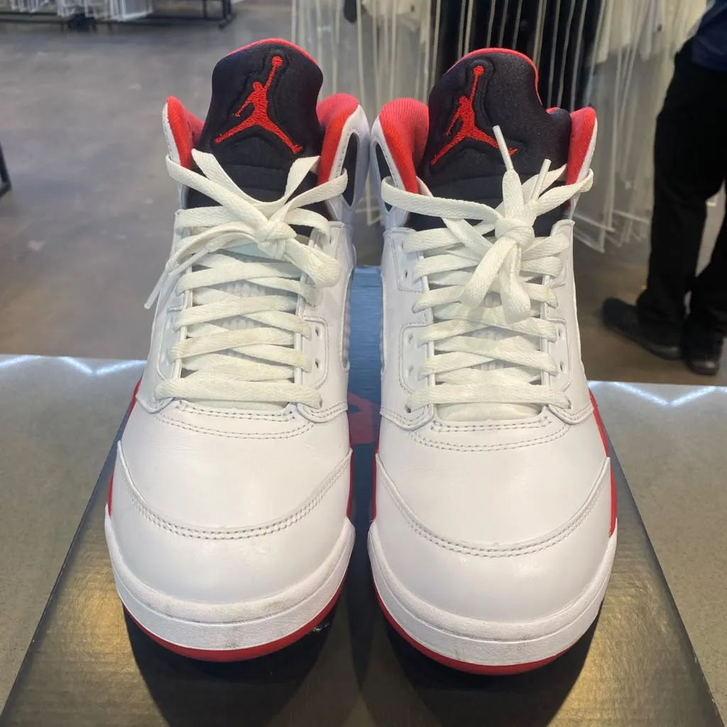 Jordan 5 Retro Fire Red Black Tongue (2025) Size 9 HQ7978-101 - Pre-Owned