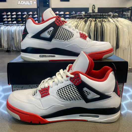 Jordan 4 Retro Fire Red (2020) Size 10.5 DC7770-160 - Pre-Owned