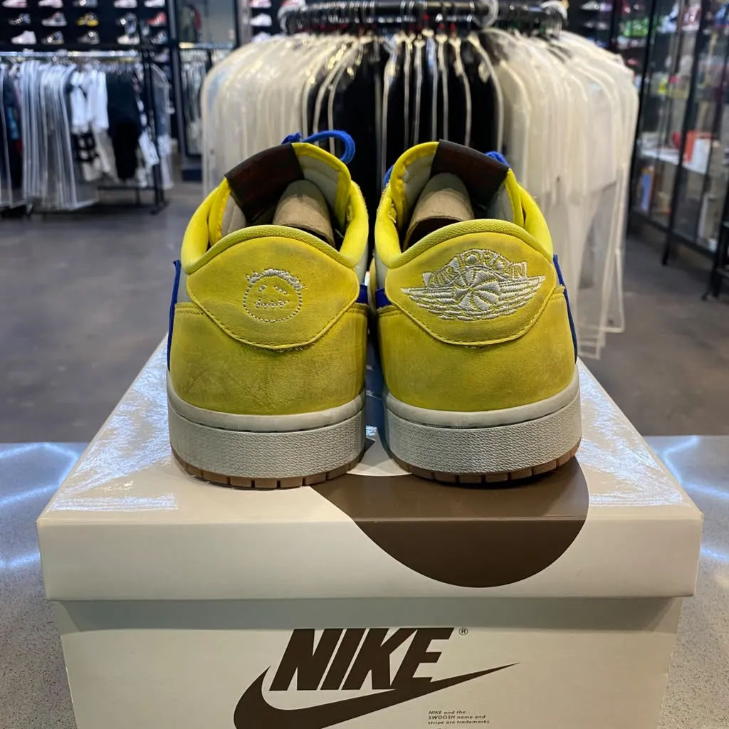 Jordan 1 Retro Low OG SP Travis Scott Canary (Women's) Size 13W DZ4137-700 - Pre-Owned