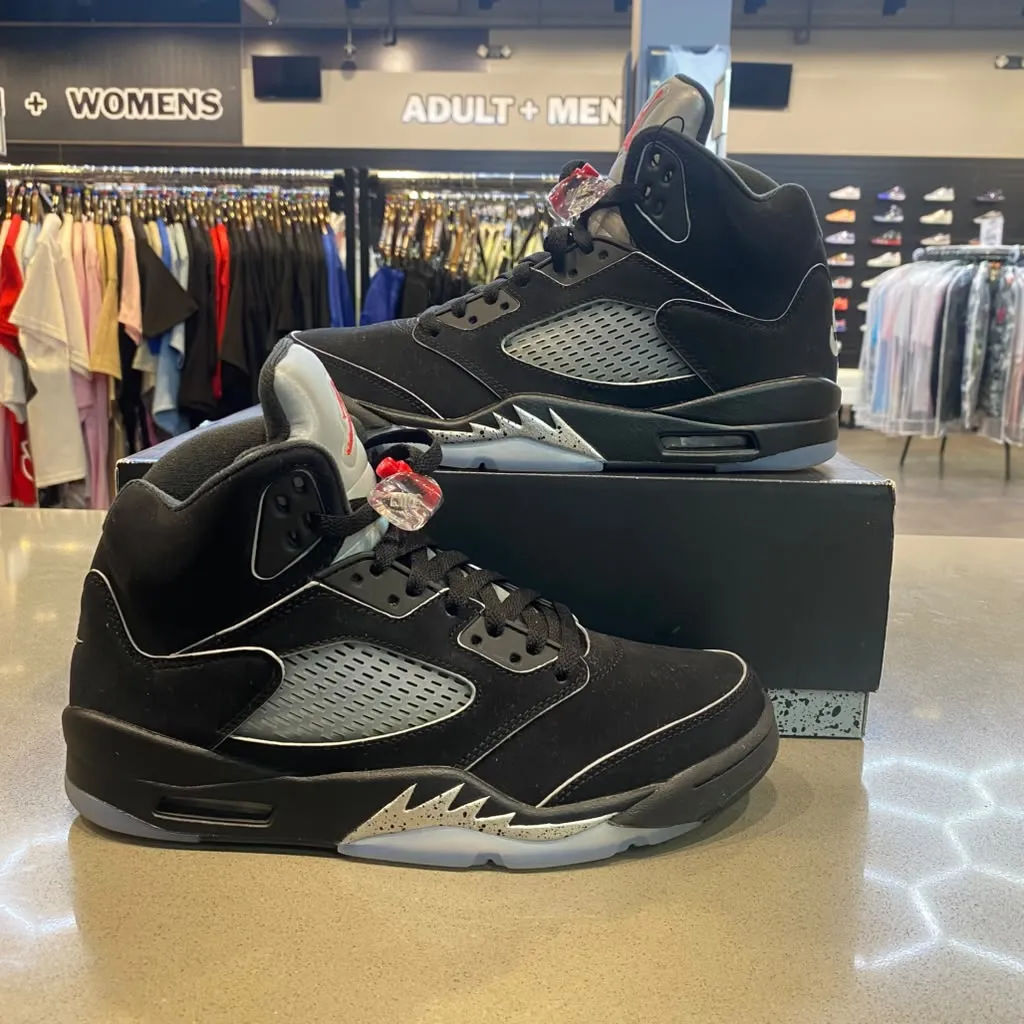 Jordan 5 Retro OG Black Metallic Reimagined Size 9 HF3975-001 - Pre-Owned