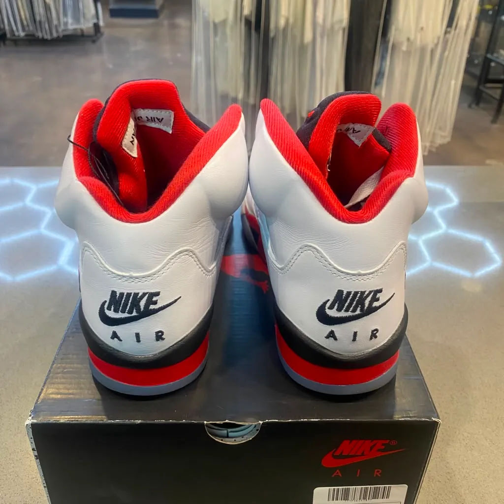 Jordan 5 Retro Fire Red Black Tongue (2025) (GS) Size 7Y HQ7980-101 - Pre-Owned