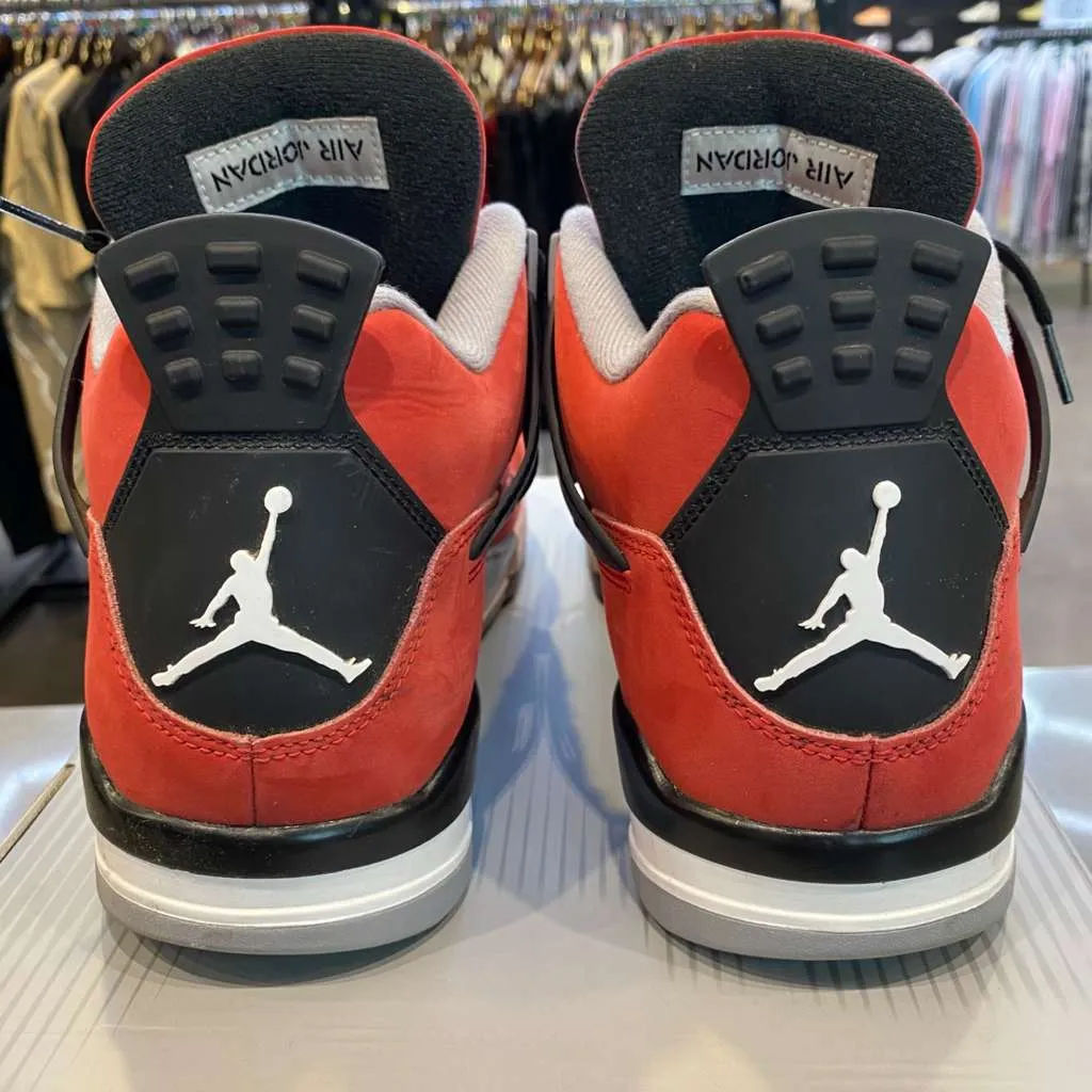 Jordan 4 Retro Toro Bravo (2026) Size 10.5 FQ8138-600 - Pre-Owned