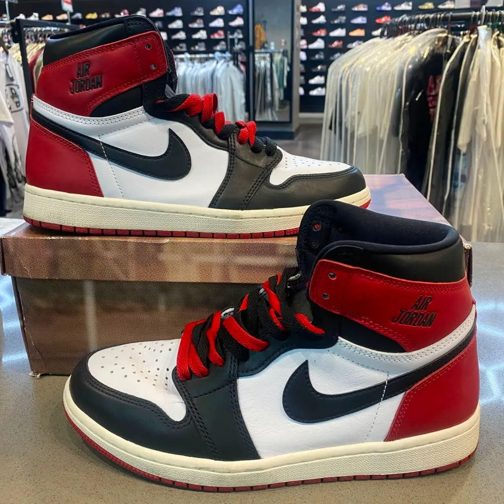 Jordan 1 Retro High OG Black Toe Reimagined Size 8.5 DZ5485-106 - Pre-Owned