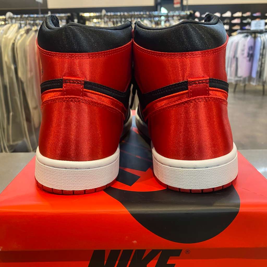 Jordan 1 Retro High OG Satin Bred (Women's) - Pre-Owned