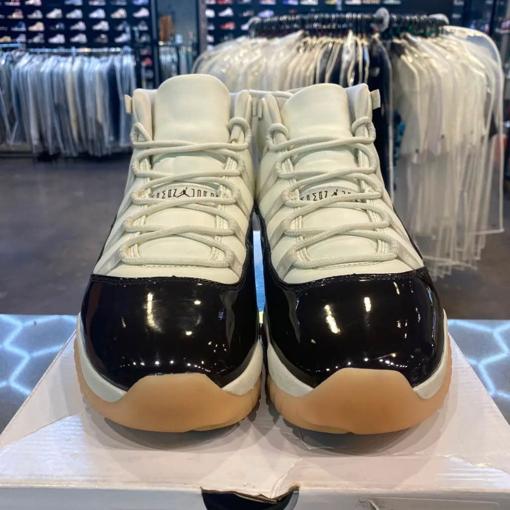 Jordan 11 Retro Neapolitan (Women's) Size 10.5W AR0715-101 - Pre-Owned