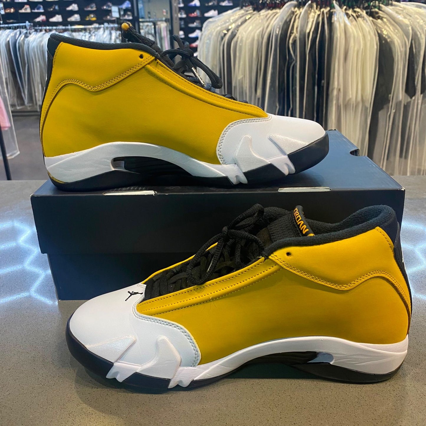 Jordan 14 Retro Light Ginger (2022) - Pre-Owned