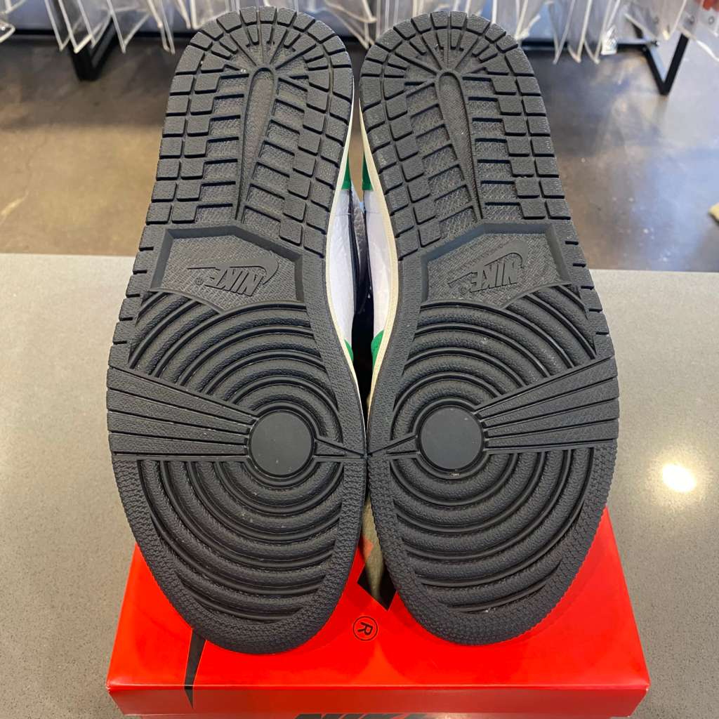 Jordan 1 Retro High Lucky Green (Women's) - Pre-Owned