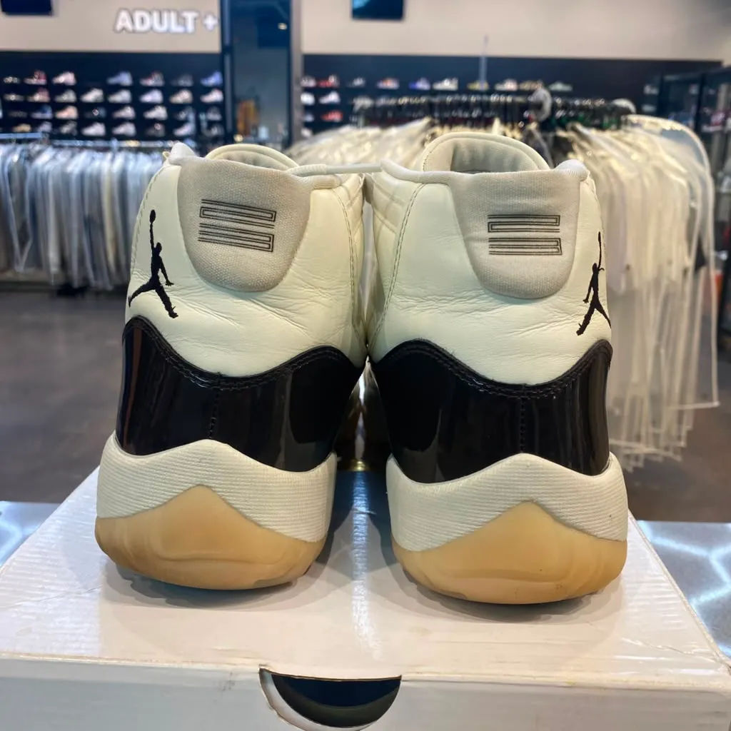 Jordan 11 Retro Neapolitan (Women's) Size 10.5W AR0715-101 - Pre-Owned