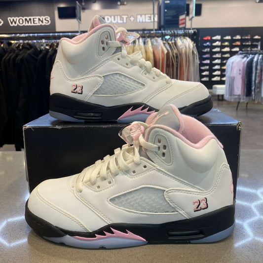 Jordan 5 Retro Medium Soft Pink (GS) Size 5.5Y HQ7980-102 - Pre-Owned