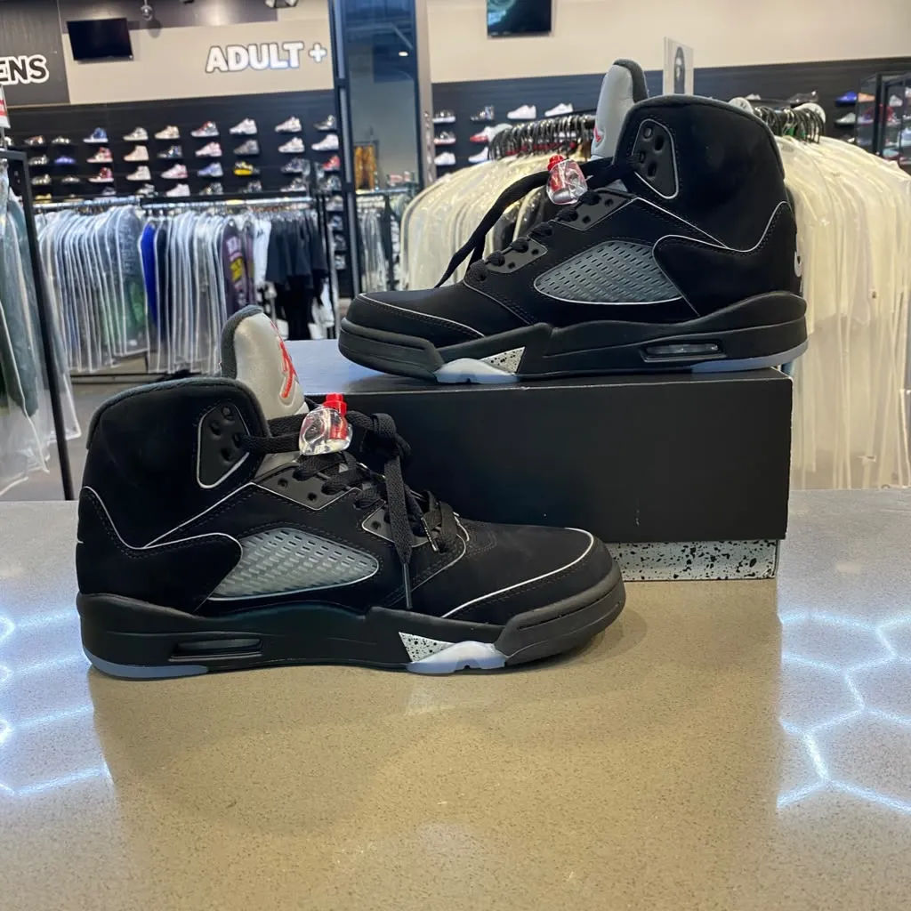 Jordan 5 Retro OG Black Metallic Reimagined Size 8 HF3975-001 - Pre-Owned