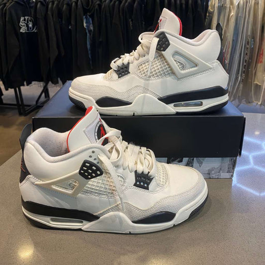 Jordan 4 Retro Flight Club Size 8 IM4002-100 - Pre-Owned