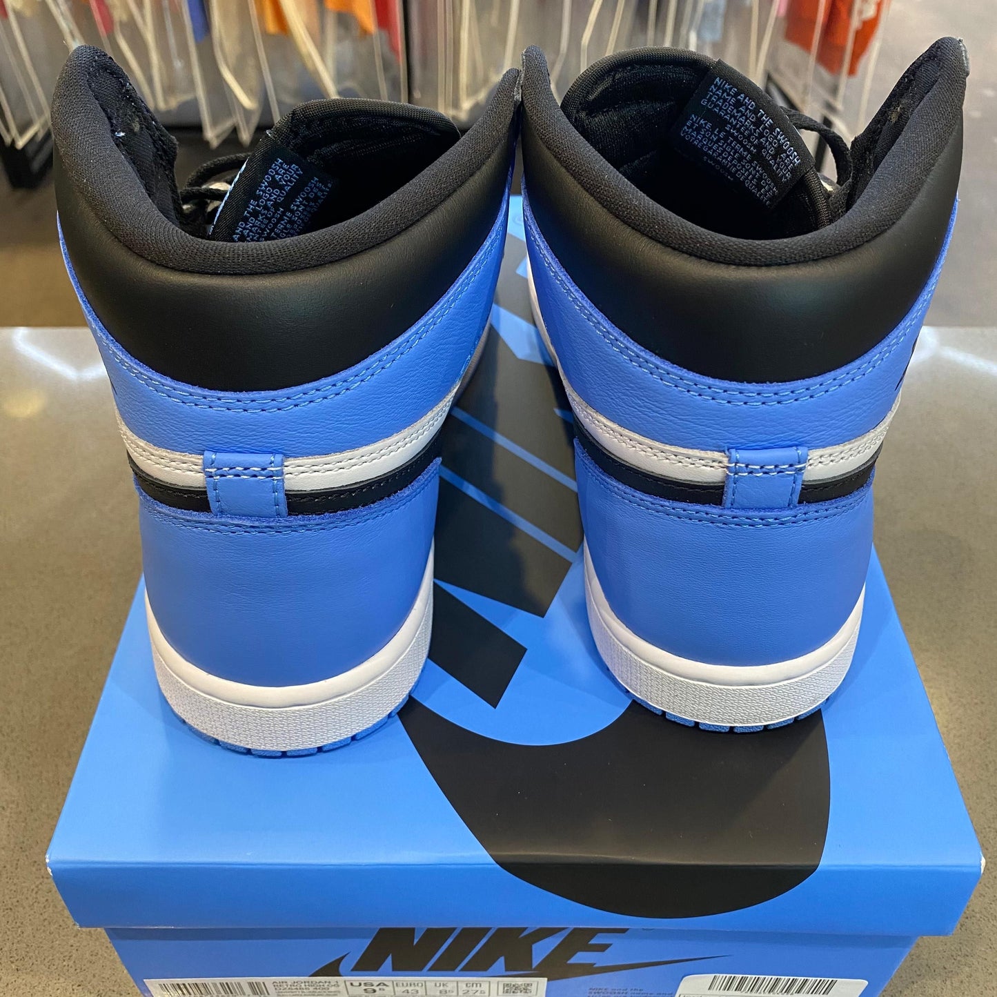 Jordan 1 Retro High OG UNC Toe - Pre-Owned