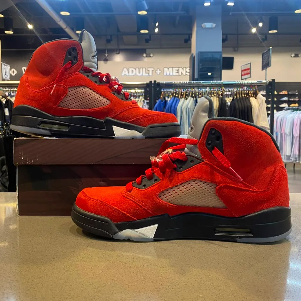 Jordan 5 Retro Raging Bull Red (2021) Size 10 DD0587-600 - Pre-Owned
