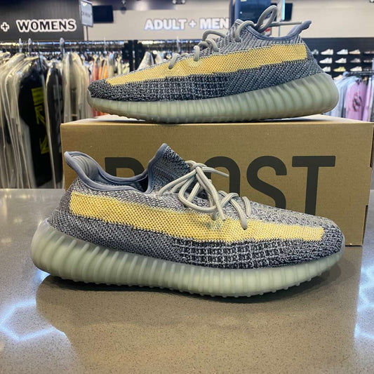 adidas Yeezy Boost 350 V2 Ash Blue Size 9.5 GY7657 - Pre-Owned