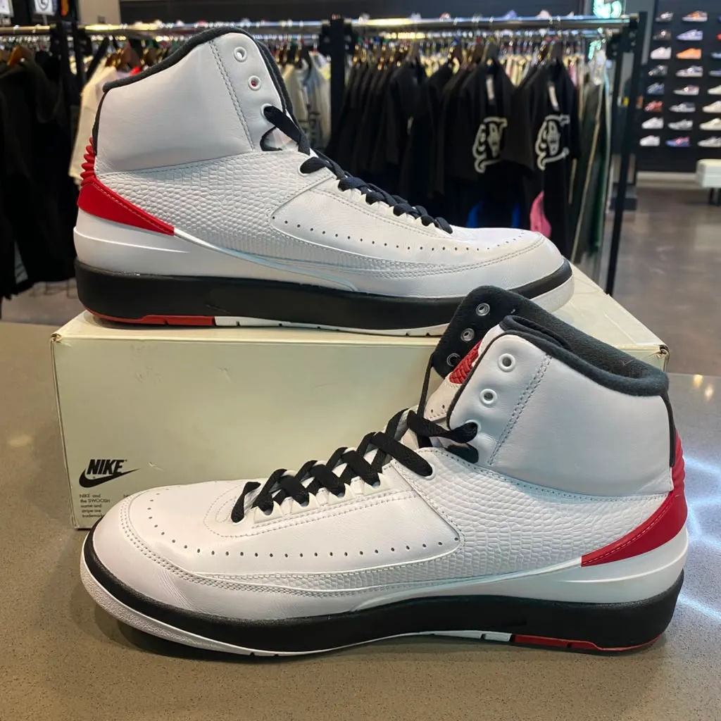 Jordan 2 Retro OG Chicago (2022) Size 11 DX2454-106 - Pre-Owned
