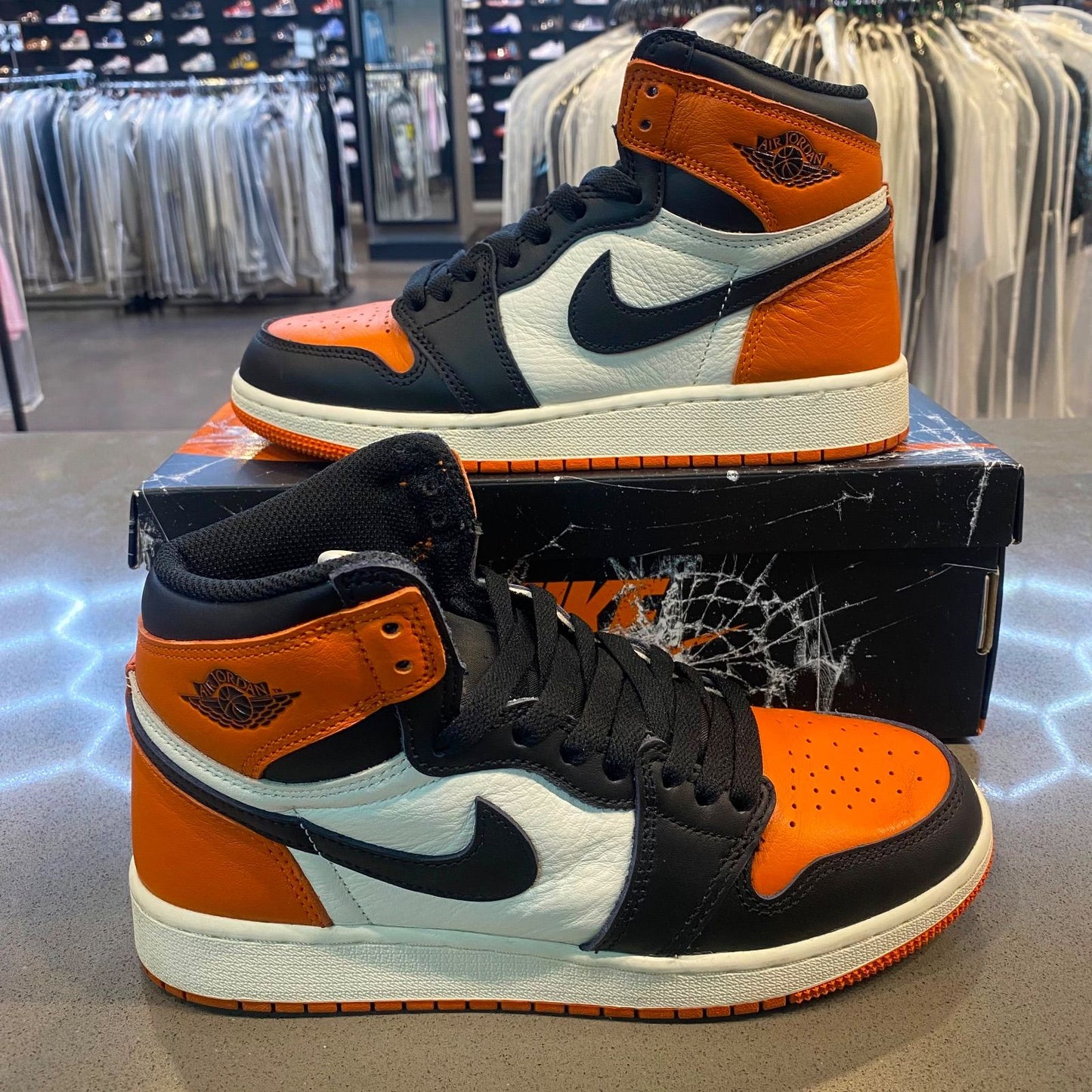 Jordan 1 Retro High OG Shattered Backboard (2025) (GS) Size 5.5Y FD1437-008 - Pre-Owned