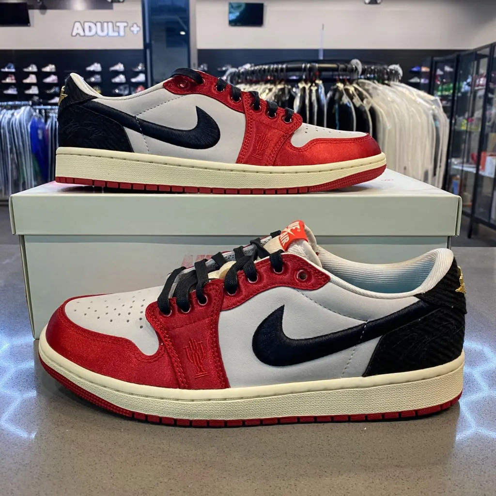 Jordan 1 Retro Low OG Trophy Room Rookie Card Away Size 9.5 FN0432-100 - Pre-Owned