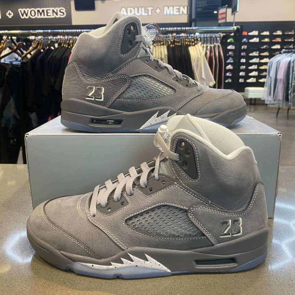 Jordan 5 Retro Wolf Grey (2026) Size 8.5 DD0587-002 - Pre-Owned