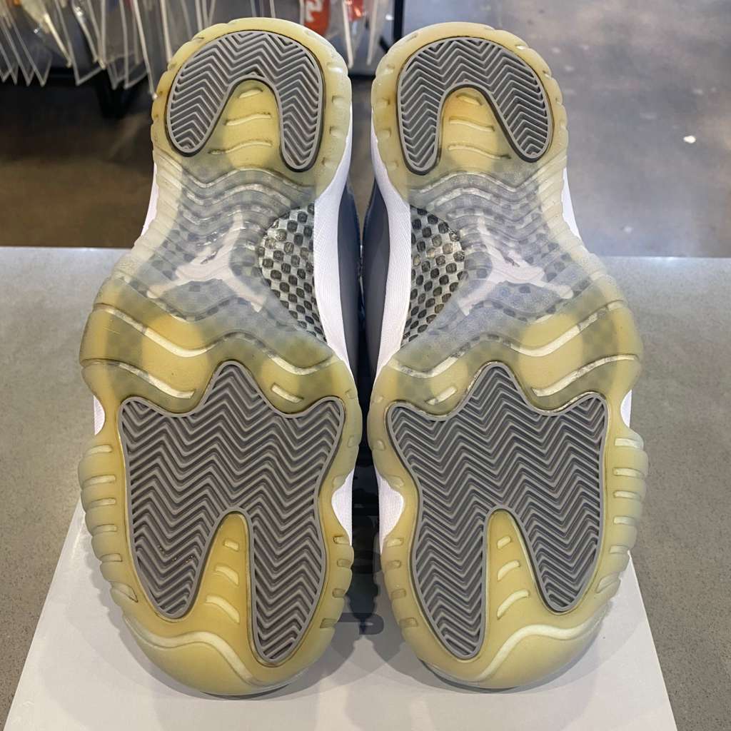 Jordan 11 Retro Cool Grey (2021) - Pre-Owned