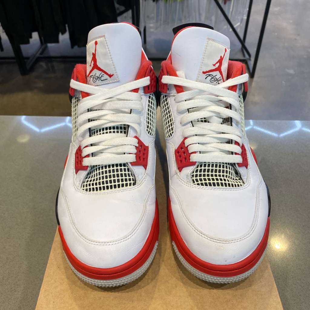Jordan 4 Retro Fire Red (2020) Size 13 DC7770-160 - Pre-Owned (Replacement Box)