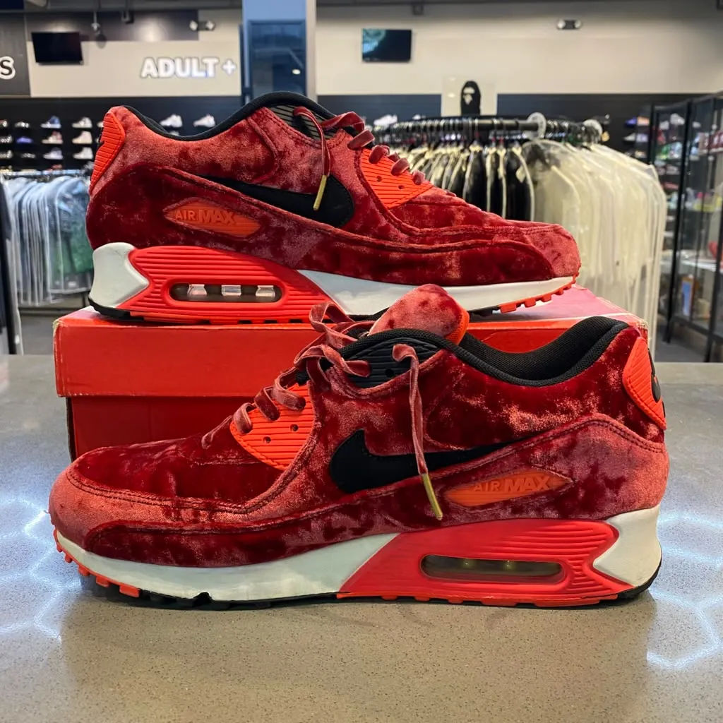 Nike Air Max 90 Red Velvet Size 11 725235-600 - Pre-Owned