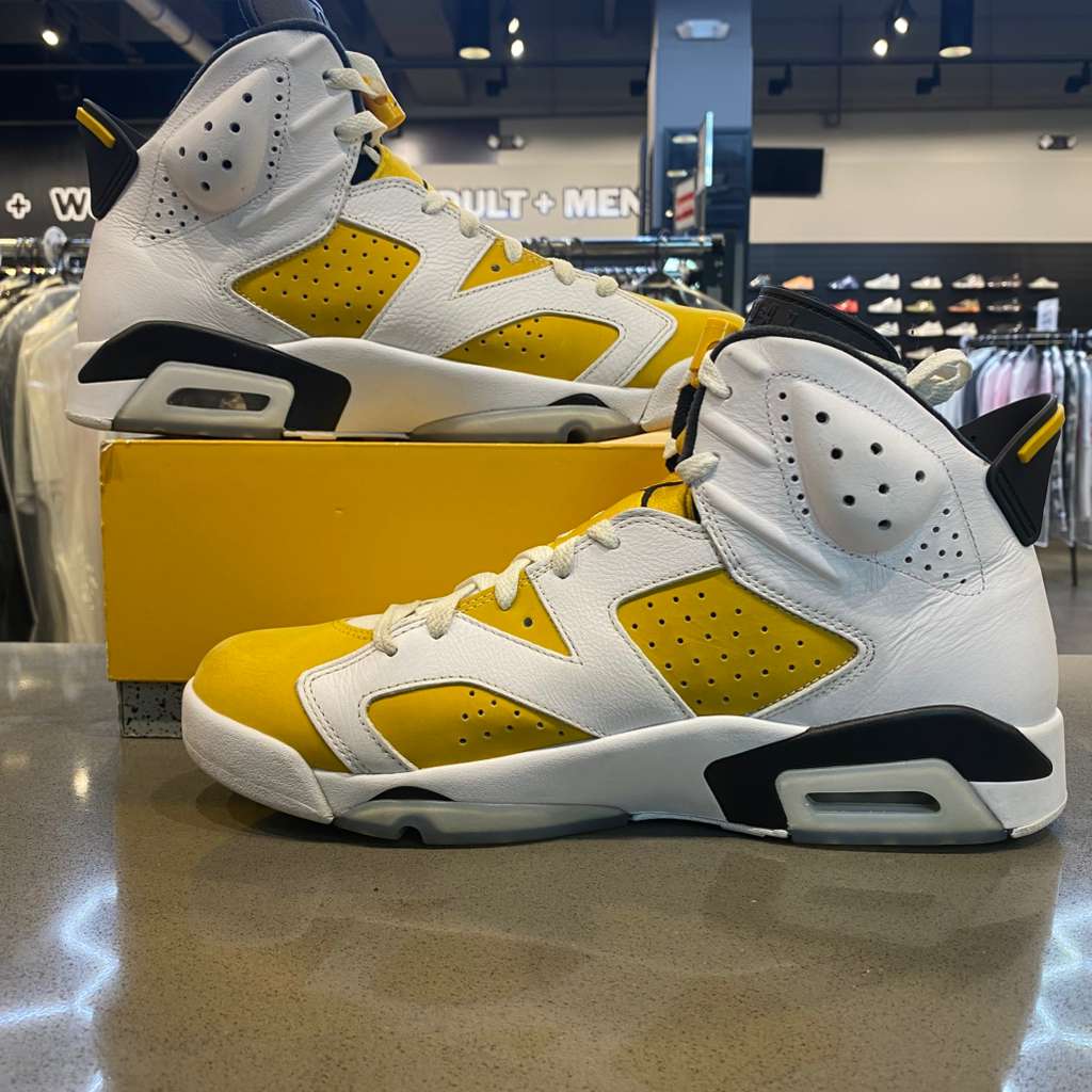 Jordan 6 Retro Yellow Ochre Size 12 CT8529-170 - Pre-Owned