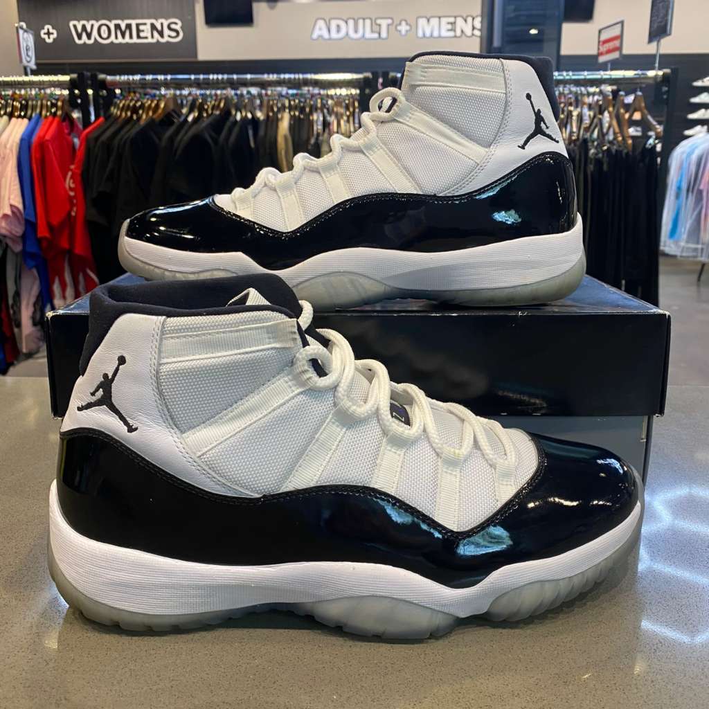 Jordan 11 Retro Concord (2018) Size 12 378037-100 - Pre-Owned