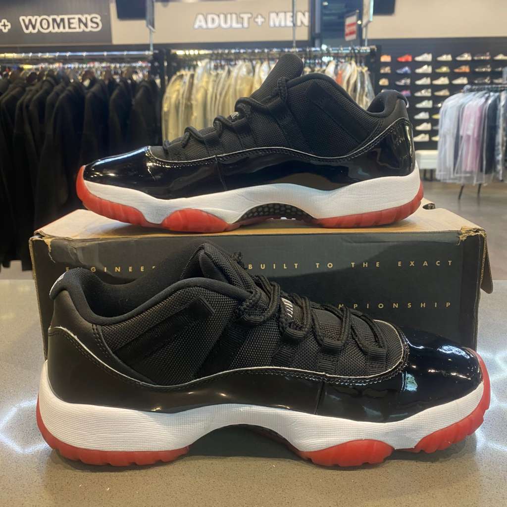 Jordan 11 Retro Low Bred (2025) Size 9 FV5104-006 - Pre-Owned