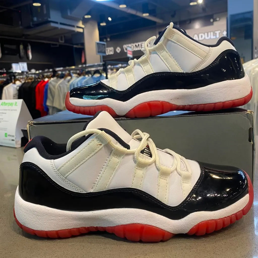 Jordan 11 Retro Low Concord Bred (GS) Size 6.5Y 528896-160 - Pre-Owned