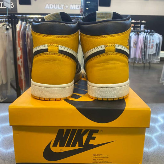 Jordan 1 Retro High OG Taxi Size 9.5 555088-711 - Pre-Owned