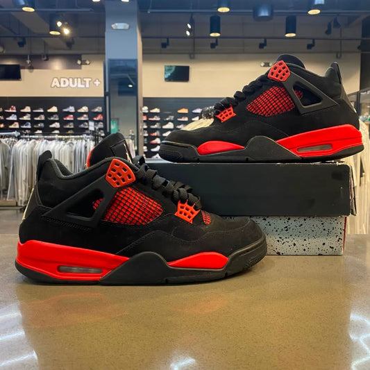 Jordan 4 Retro Red Thunder Size 10.5 CT8527-016 - Pre-Owned