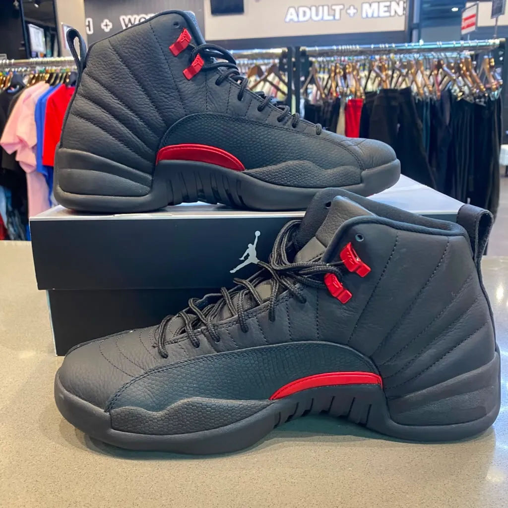 Jordan 12 Retro Bloodline Size 11.5 CT8013-003 - Pre-Owned