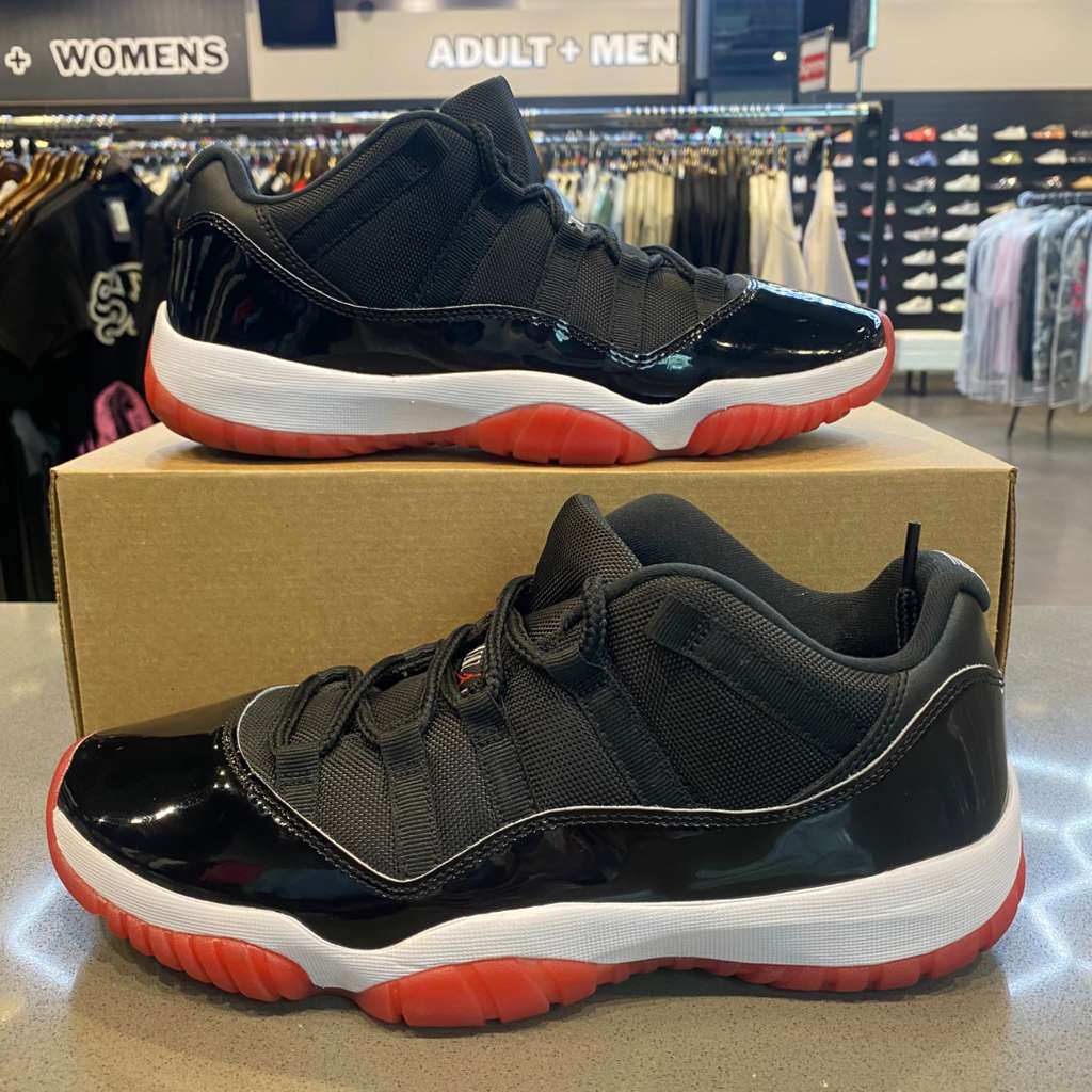 Jordan 11 Retro Low Bred (2025) Size 10 FV5104-006 - Pre-Owned (Replacement Box)