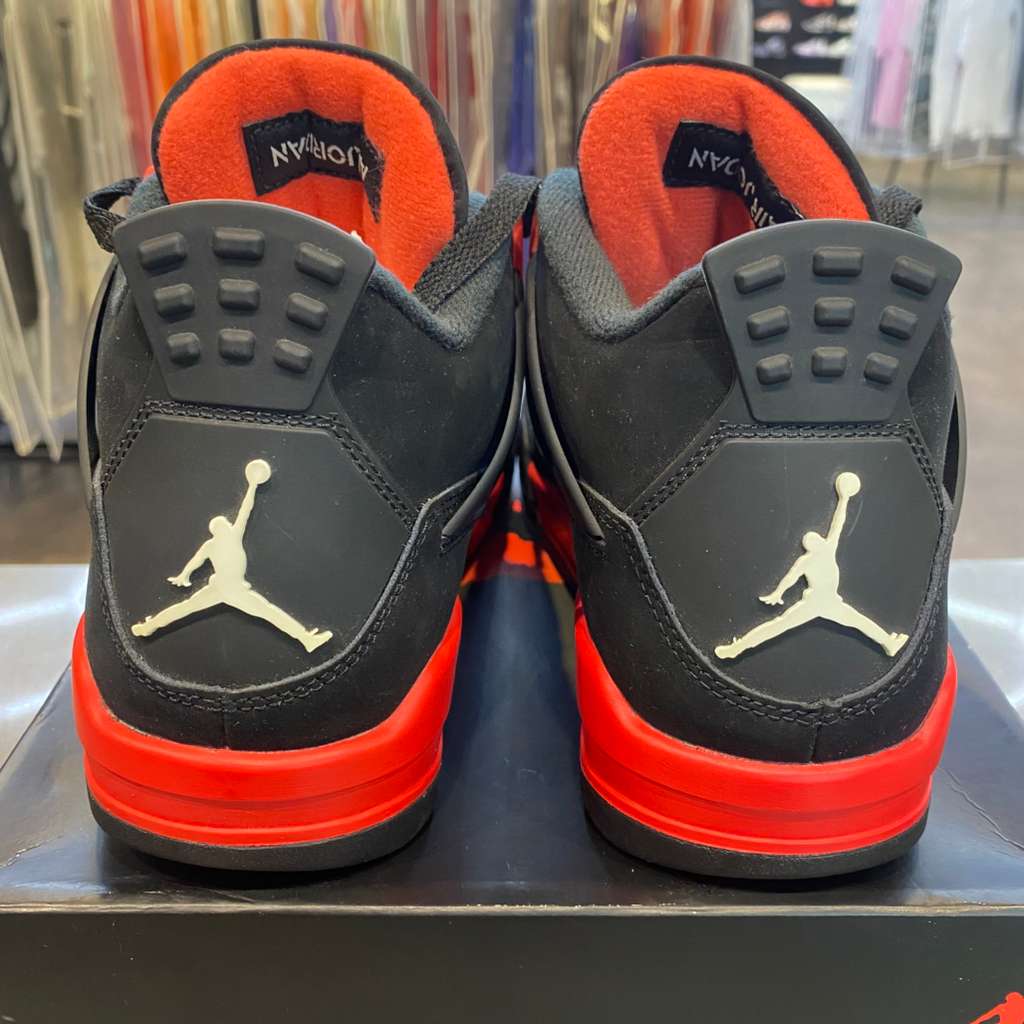 Jordan 4 Retro Red Thunder Size 7.5 CT8527-016 - Pre-Owned