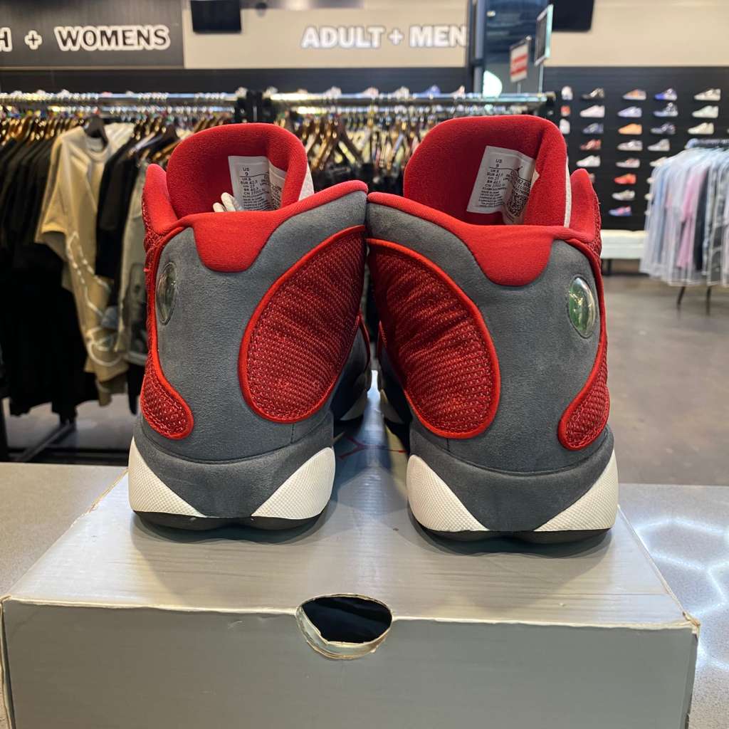 Jordan 13 Retro Gym Red Flint Grey Size 9 DJ5982-600 - Pre-Owned